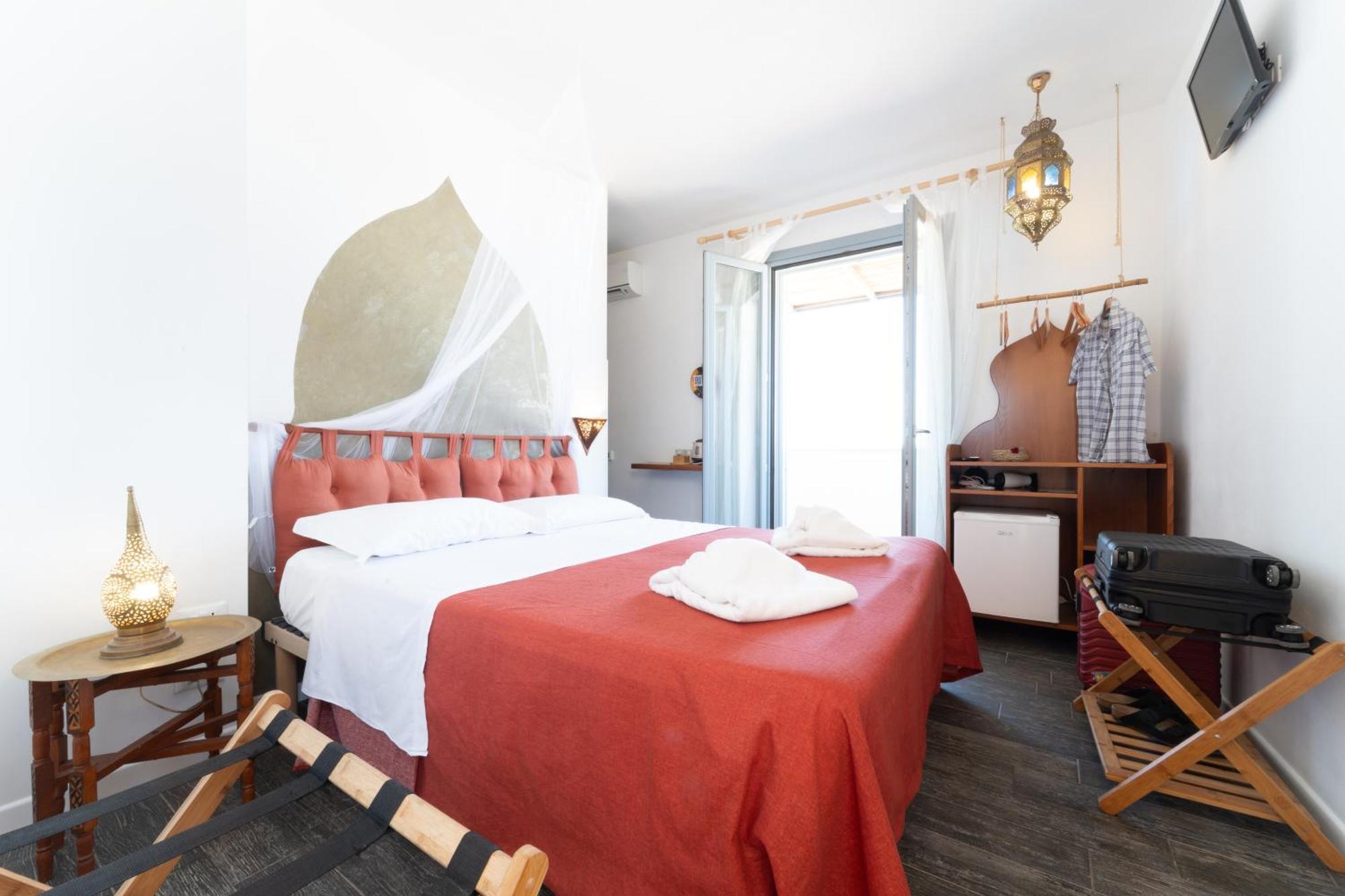 Ajamola Hotel Фавиняна Екстериор снимка